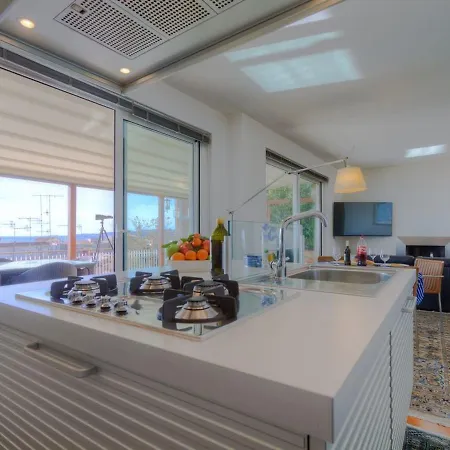 Panoramic Luxury *